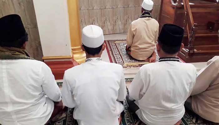 7 Syarat Imam Shalat yang Harus Diperhatikan 3 syarat imam shalat
