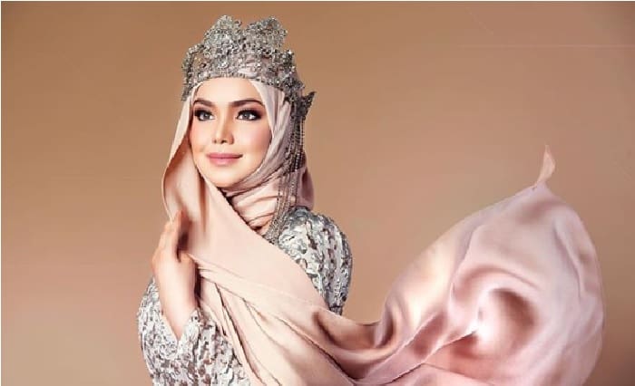 Siti Nurhaliza Luncurkan Produk Kosmetik Halal di Indonesia 1 Siti Nurhaliza. Foto: Instagram Siti Nurhaliza