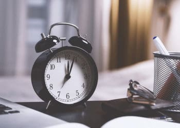 Waktu Hidup Manusia di Dunia Waktu Terbaik Tidur, Manfaat Jima Pagi Hari