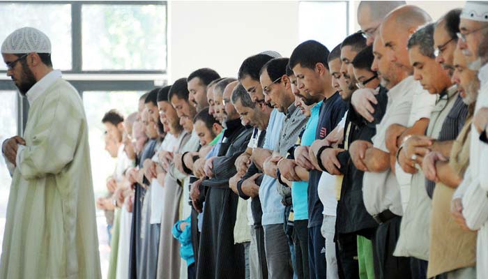 16 Syarat Takbiratul Ihram dalam Shalat 3 Shalat berjamaah, Batasan 1 Rakaat untuk Makmum, Keutamaan shalat shubuh, Agar Amal Tidak Sia-Sia, Syarat Takbiratul Ihram