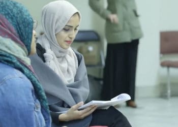 tasyabbuh jodoh Cara Berpakaian Muslimah husnudzon Batasan Aurat Sesama Wanita Kewajiban Menuntut Ilmu, Cara Dakwah Mujadalah Billati Hiya Ahsan, Rahasia Kecantikan Muslimah, Hadist tentang Wanita, Agar Amal Tidak Sia-Sia, Hal yang Tak Boleh Dilakukan Wanita Haid, Adab Memberi Nasihat