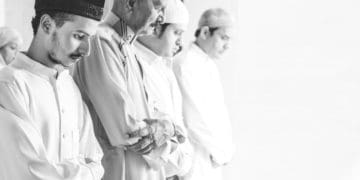 Keutamaan Shalat Berjamaah, Keutamaan Shalat Dzuhur, Hukum Shalat Lagi setelah Witir
