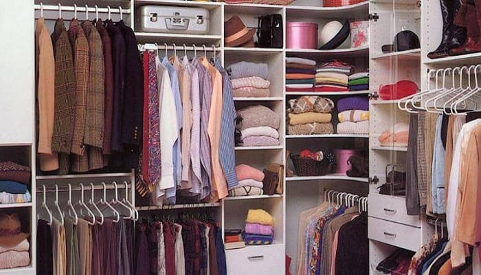 4 Tips Simpan Baju di Lemari agar Tetap Wangi 1 foto: Artikel Furniture