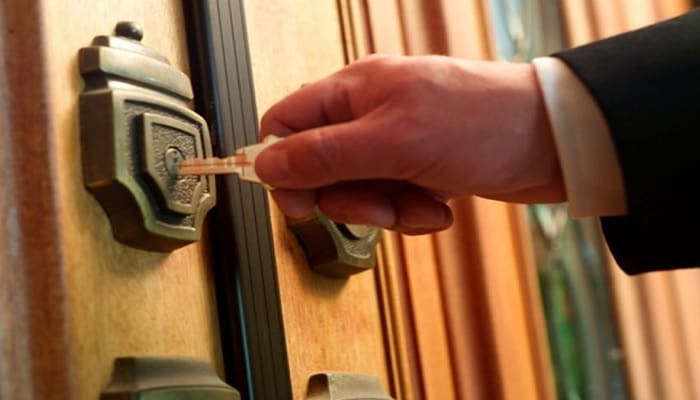 Keutamaan Membaca Doa saat Keluar Rumah 1 ilustrasi,foto: muslimobsession