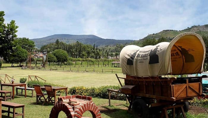 8 Destinasi Wisata yang Asik di Lembang, Bandung (1) 4 8 Destinasi Wisata yang Asik di Lembang, Bandung (1) 3 wisata