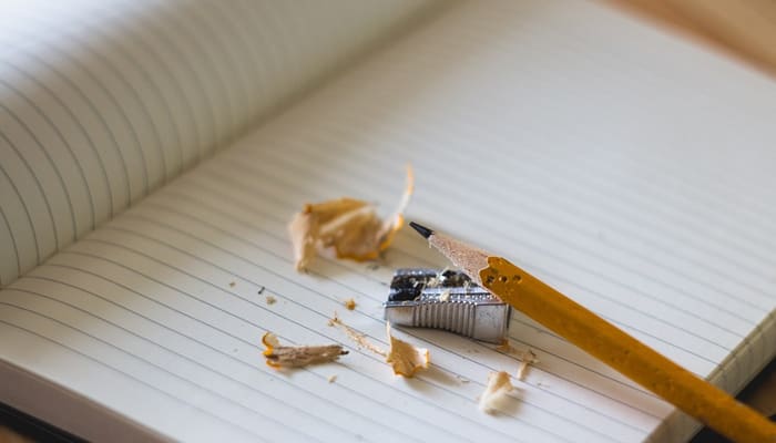 Satu Titik Hitam dan Selembar Kertas 1 Foto: Pixabay