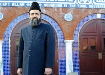 Imam Arif Hussain. Foto: 
Twitter