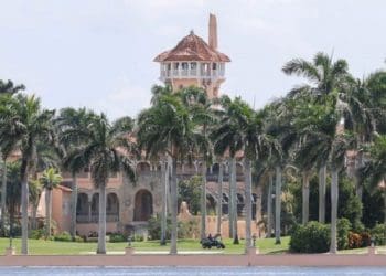Resor Mar-a-lago milik Donald Trump. Foto: Reuters