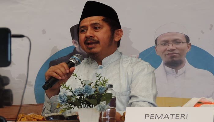 Masuki Era Kebangkitan Islam, UZR Ajak Umat Bentengi Diri Dengan Al Quran 1 UZR. Foto: istimewa (Rhio/Islampos)