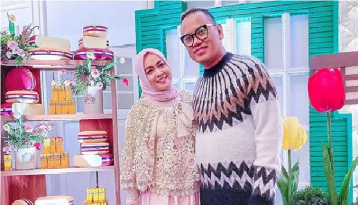 Cerita Astrid Kuya, Perjuangan Jadi Mualaf hingga Menikah dengan Uya 1 Astrid-Uya Kuya. Foto: Instagram Astrid Kuya