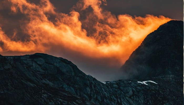 Tujuh Nama Neraka dan Penghuni-penghuninya 1 Masuk Syurga karena Mengucapkan Kalimat Tauhid, Pintu Gerbang Neraka, Pintu Neraka, Bisa Menyeret Manusia ke Neraka