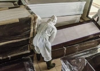 Peti jenazah korban Covid-19. Foto: Tirto