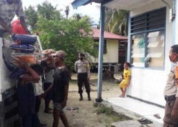 Ilustrasi penyaluran bansos corona. Foto: Antara