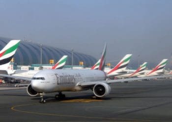 Pesawat UEA turun di bandara Israel. Foto: Memo