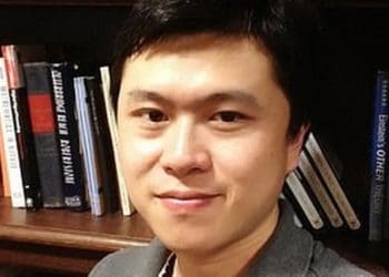 Dr. Bing Liu merupakan peneliti yang diduga hampir menyelesaikan temuan penting terkait virus corona. Foto: Mirror