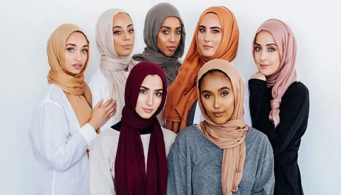 20 Gaya Hijab Ini Paling Ngetrend Sepanjang 2020 (2-Habis) 1 Ilustrasi. Foto:
Legit.ng