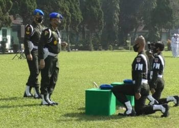 288 Bintara dan Tamtama baru TNI AD dikukuhkan sebagai prajurit Polisi Militer TNI Angkatan Darat. Foto: Saifal/Islampos