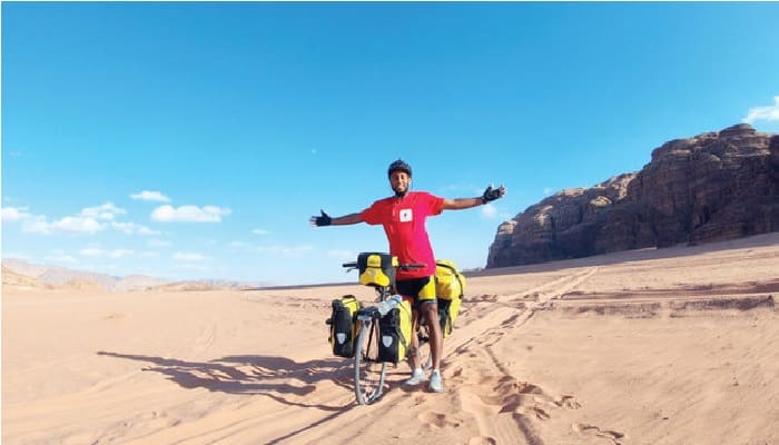 Kisah Pemuda Maroko, 4 Tahun Bersepeda Lintasi 28 Negara untuk Tunaikan Ibadah Haji 1 Ghulam Yassin. Foto: Arab News