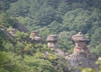 Salah satu pegunungan di Korea Utara. Foto: Life-108 Jakarta