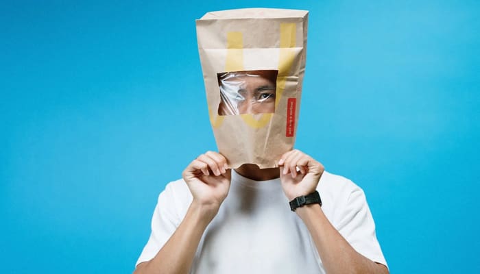 Apa Hukum Memakai Masker di Saat Pandemi COVID-19? 3 Apa Hukum Memakai Masker di Saat Pandemi COVID-19? 2 Hukum Memakai Masker