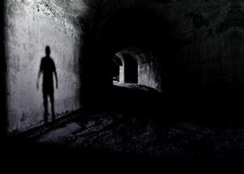 Penyebab Azab Kubur, Tanda Kematian, Makna Kata Fitnah, maut, bentuk ruh manusia,Sakaratul Maut