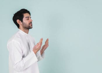 doa Shalat Hajat tawakal Keutamaan Doa kualitas iman, Cara Mudah Bisa Bersyukur, Doa untuk Orang Tua yang Telah Meninggal, adab berdoa, Hukum Meminta Doa dari Orang Lain