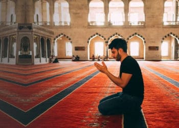 masjid didoakan malaikat, Adab Mencari Rezeki, adab masuk masjid, Doa di Pagi Hari, Fitnah Akhir Zaman