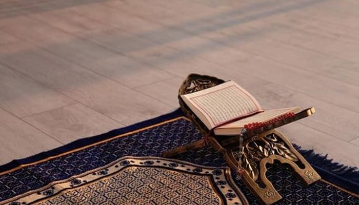 3 Keutamaan Memelihara Al-Quran 3 Kandungan Surat Al-Kafirun, Ayat-ayat Al-Quran dan Hadist tentang Jujur, Keutamaan Memelihara Al-Quran