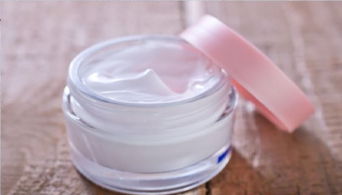 Jangan Lakukan 5 Hal Ini jika Kulit Wajahmu Sensitif 1 Jangan Lakukan 5 Hal Ini jika Kulit Wajahmu Sensitif 1