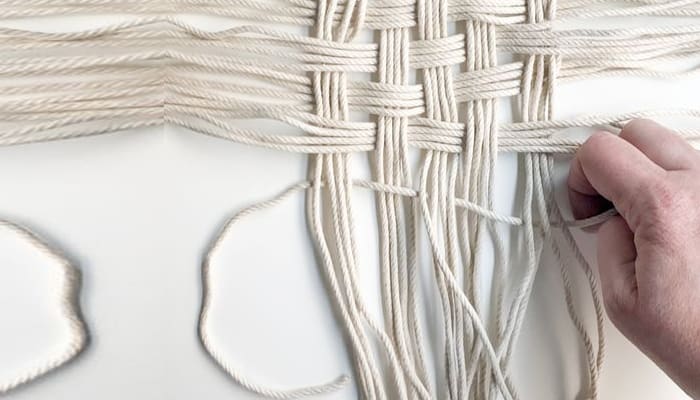 8 Tempat Buhul Sihir 3 Akhir Zaman, Tempat Buhul Sihir