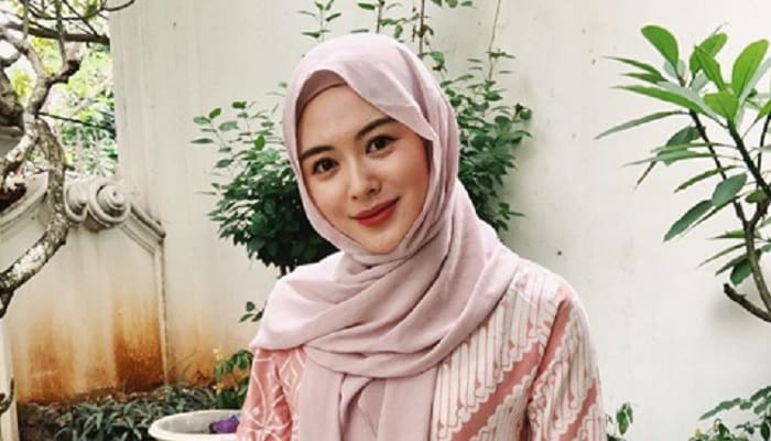 6 Artis Korea Mualaf yang Terkenal Media Sosial 2 artis Koreamualaf, Ayana Moon