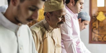 keutamaan shalat berjamaah Surat Al-Fatihah Manfaat Shalat Tepat Waktu Waktu Bersiwak, penawar duka, Kriteria Makmum di Belakang Imam Shalat Jamaah, Syarat Imam Shalat Berjamaah, Hukum Menguap Ketika Shalat, Agar Ibadah Diterima, Syarat Takbiratul Ihram dalam Shalat, Hukum Mengulang Surat yang Sama dalam Shalat, Tata Cara Shalat Idul Adha, wudhu batal, rukun shalat, Hukum Baca Doa Iftitah dalam Shalat, Tingkatan Khusyuk dalam Shalat, Ukuran 1 Rakaat dalam Shalat, Syarat Takbiratul Ihram, Hukum Mengulang Surat yang Sama ketika Shalat, Tingkatan Orang yang Shalat, Keutamaan Shalat Awal Waktu, shalat tarawih, Hukum Menahan Kentut ketika Shalat, Cara Membaca Al-Fatihah dalam shalat