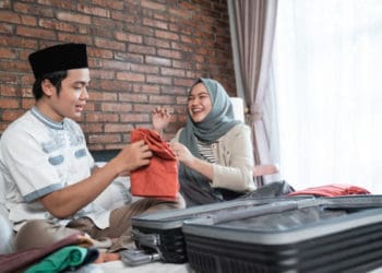 istri taat pada suami, Cara Jadi Suami Romantis, Kewajiban Istri terhadap Suami