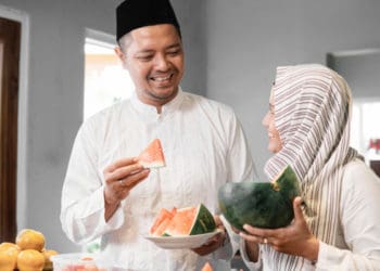 Peran Suami dan Istri, Hidung Istri, Kewajiban Suami terhadap Istri, Tugas seorang istri, 6 Penyebab Perempuan Lebih Cepat Tua daripada Lelaki, Cara Memilih Semangka, Prinsip Rumah Tangga Awet, rezeki, tugas suami, Keutamaan Memuliakan Istri, Amalan Utama di Waktu Sahur