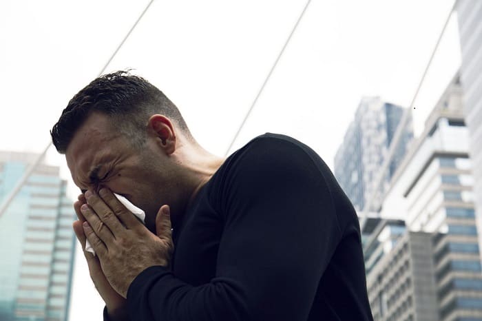 Sepele Namun Sering Diabaikan, Ini Adab Menguap dan Bersin dalam Islam 1 Ilustrasi bersin. Foto: Honeydocs