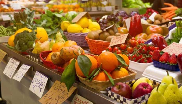 Sibuk Jual Beli Tapi Lupa Ibadah (1) 1 Foto: Freepik