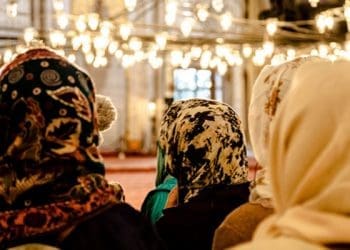 Hadis tentang perempuan, Penyimpanan yang Seharusnya Dihindari muslimah