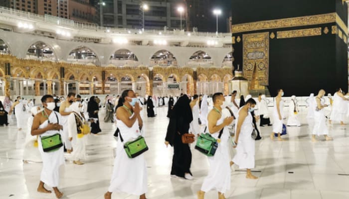 Plus Minus Melaksanakan Ibadah Umrah di Masa Pandemi Covid-19 bagi Jemaah 1 Keturunan Syarif dan Syarifah, ka'bah, Sebab Lantai Sekitar Ka’bah Terasa Sejuk