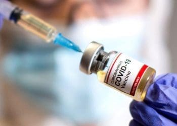 Apakah Vaksinasi Dianggap Mendahului Takdir? 3 Ilustrasi. Foto: Detik