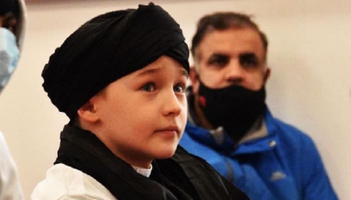 Kisah Rudy, Bocah Asal Inggris yang Jadi Mualaf di Usia 9 Tahun 1 Muhammad Muzzamil (Rudy). Foto: Instagram @qaribilal786