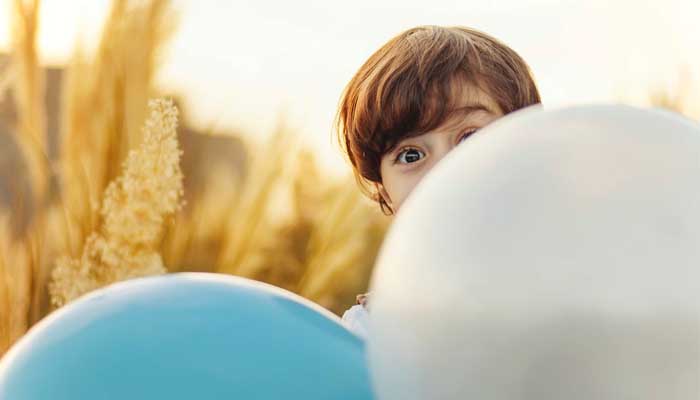 Hukum Mengambil Anak Angkat 1 Foto: Unsplash