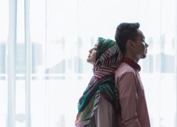 Sentuhan Suami terhadap Istrinya Prinsip Rumah Tangga Supaya Awet, Amalan Pelancar Rezeki,, cemburu, Rumus Rumah Tangga Bahagia, penyakit rumah tangga, Menaati Suami