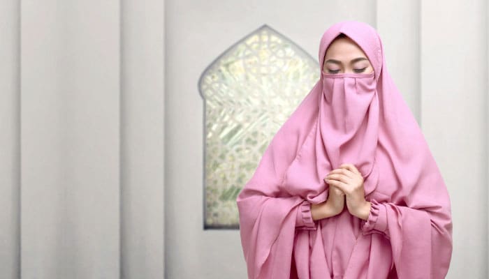 Hijab, Pakaian Takwa Muslimah 3 tawakal Cara Meraih Kecantikan yang Dicintai Allah, ujian, , Syarat Busana Muslimah, Hikmah Diwajibkannya Jilbab, Nasihat Syeikh Al-Utsaimin untuk Wanita, Tips Mengatasi Rambut, muslimah, Orang yang Didoakan Malaikat, Batasan Aurat Sesama Wanita, Hijab