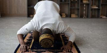 Shalat shubuh, perjuangan pertama kita. waktu shalat dhuha Keutamaan Shalat Dhuha Tahajjud Harus Tidur Dulu Lupa Jumlah Rakaat ketika Shalat Pertama, , Tata Cara Sujud Syukur, Keutamaan Sholat Qobliyah Subuh, Makanan Haram, Tempat Terlarang Shalat, Siapa yang Diwajibkan untuk Shalat, Manfaat Shalat Dhuha, Shalat yang Diganggu Setan, Doa saat Sujud, Cara Shalat Khusyu, Waktu Pelaksanaan Shalat Witir, Sujud Syukur, tata cara shalat hajat, shalat tahajud, Keutamaan Sunnah Qabliyah Shubuh, Shalat Witir, Shalat Taubat,, Doa yang Dibaca ketika Sujud dalam Shalat, Ibadah yang Lebih Utama di Bulan Ramadhan,, Tata Cara Sujud yang Benar