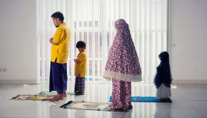 Muslim Menggunakan Pakaian Terbaik ketika Shalat, Ini Penjelasannya 2 menggunakan pakaian terbaik ketika shalat