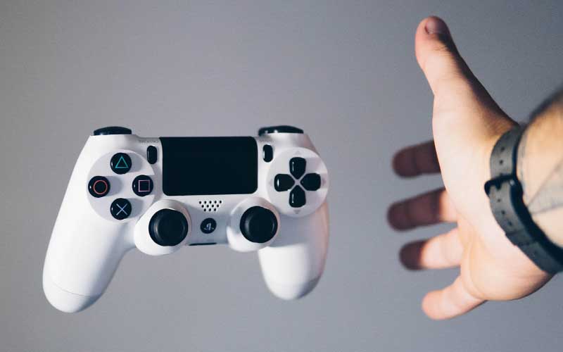 Dampak Buruk Kecanduan Game dan 4 Cara Mengatasinya 4 kecanduan game