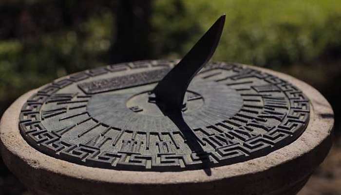 Sebelum Ada Jam, Bagaimana Cara Menentukan Waktu Shalat? 2 cara menentukan waku shalat