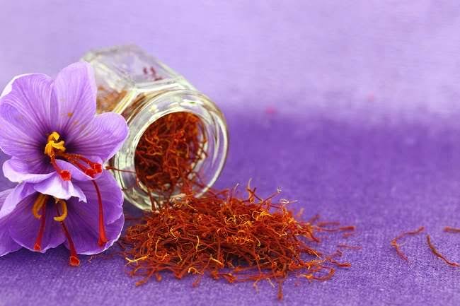 18 Manfaat Saffron untuk Kesehatan dan Kecantikan 2 Saffron