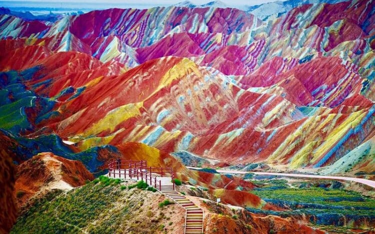 Ternyata Gunung Pelangi di Tiongkok Sudah Tertulis dalam Al-Quran, Lho 1 gunung pelangi