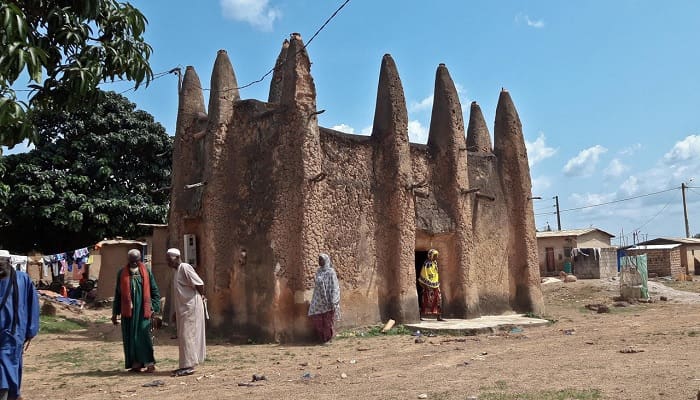 8 Masjid Unik dan Bersejarah di Afrika Barat Masuk Daftar Warisan Dunia UNESCO 4 masjid bergaya sudan di Ivory Coast yang masuk daftar warisan dunia Unesco